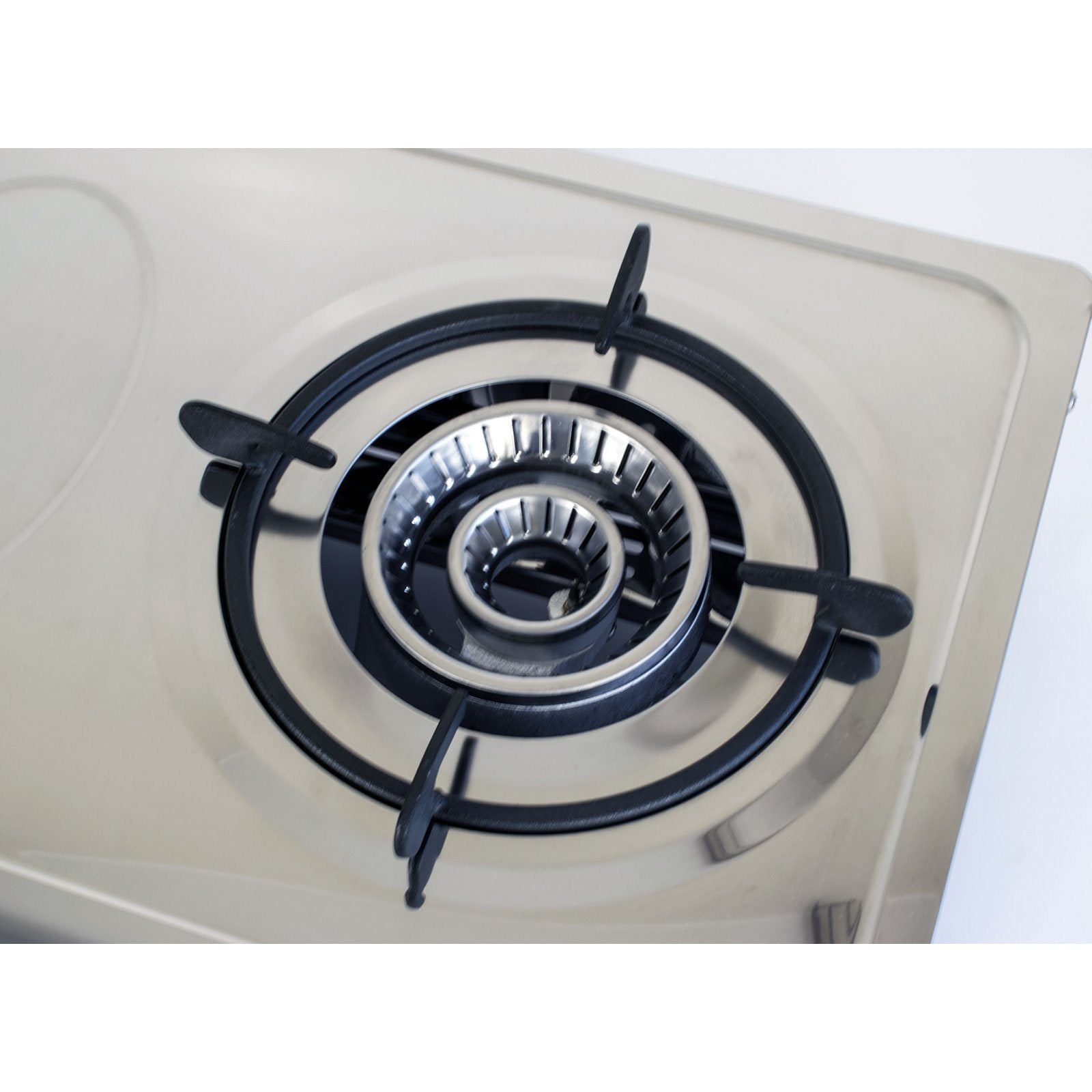 NJ-300SD Indoor Gas Stove 3 Burners Portable Stainless Steel LPG Cooker 70 cm