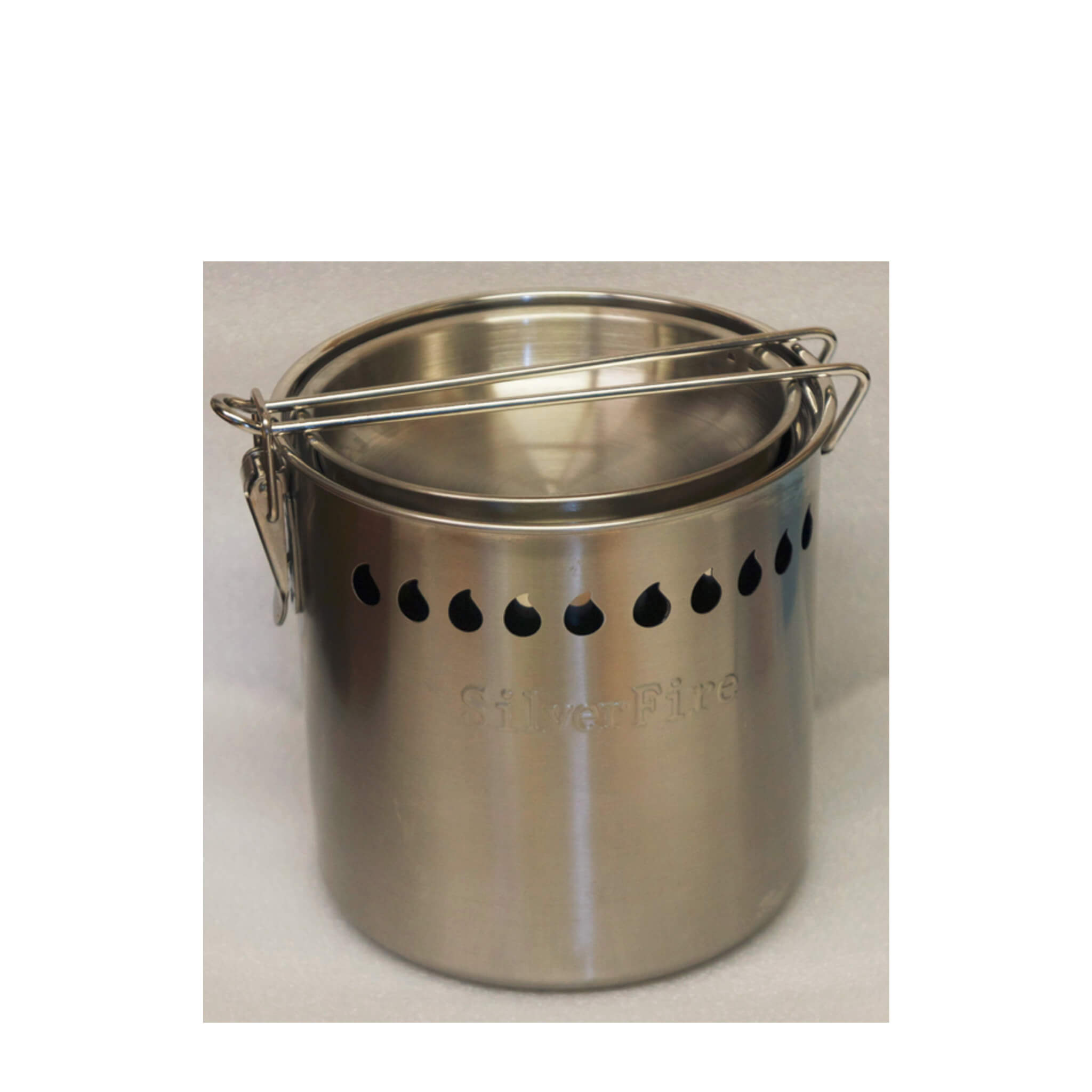 Works with multiple heat sources – wood stoves, gas, butane, propane